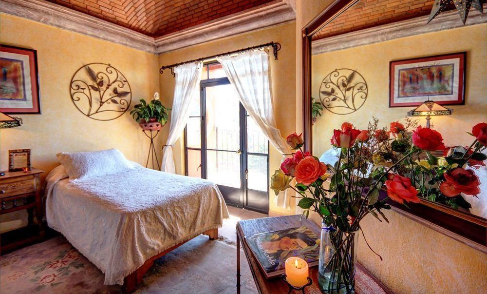 Hotel Boutique Casa Angelitos ซานมิเกล เด อาเญนเด ภายนอก รูปภาพ